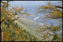 NH, White Mountains, View of the Frankonia Notch Parkway